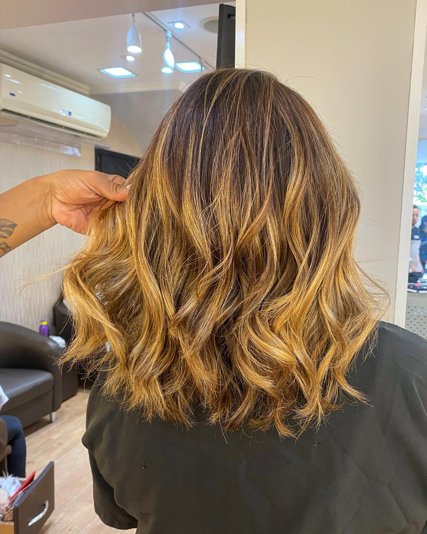Corte feminino em São Paulo | Estúdio Magali Macedo Corte feminino em São Paulo | Estúdio Magali Macedo