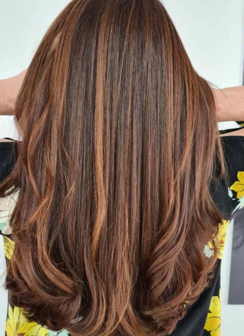 Quem faz moreno iluminado em São Paulo | Estúdio Magali Macedo Hair