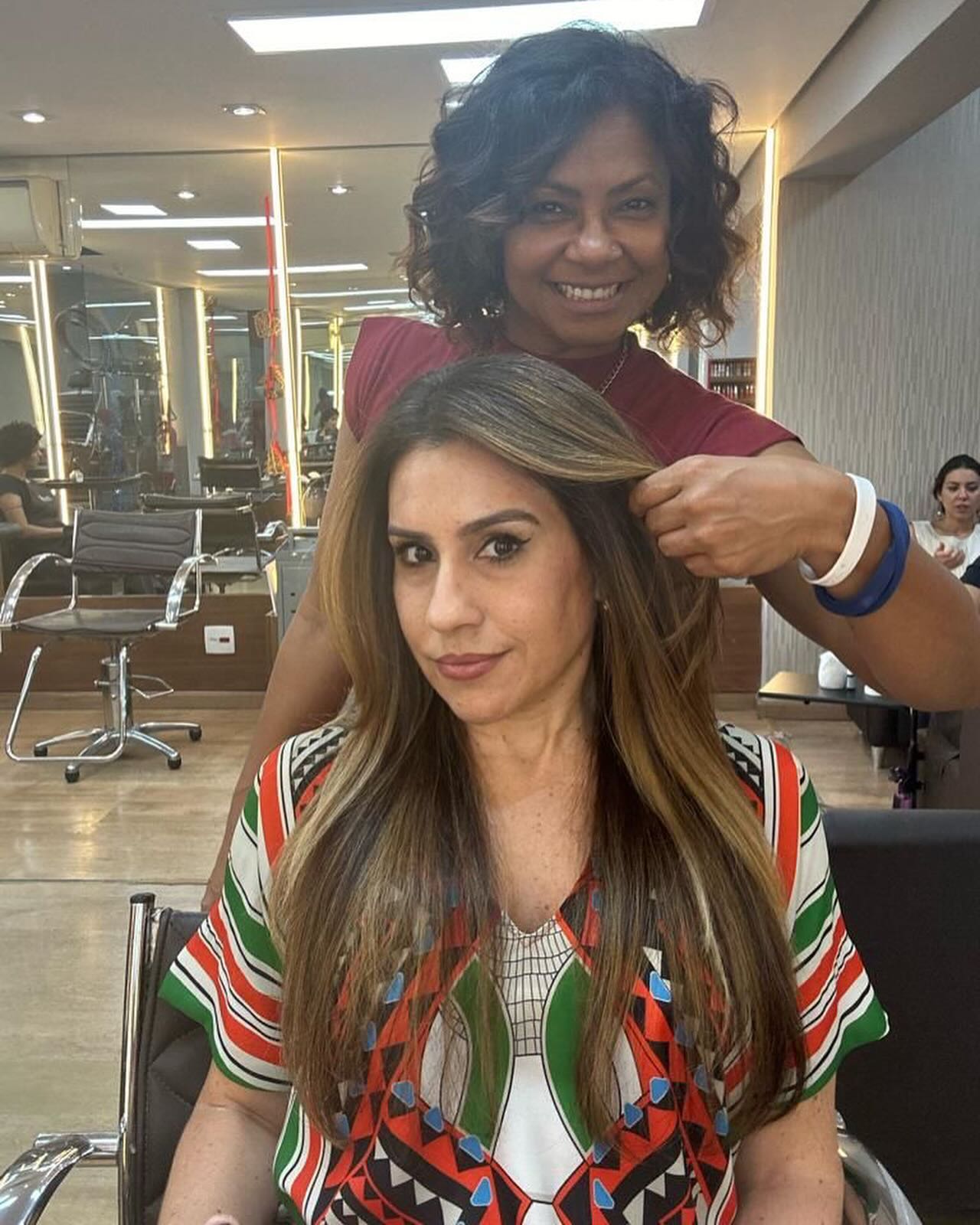 Quem faz moreno iluminado em São Paulo | Estúdio Magali Macedo Hair